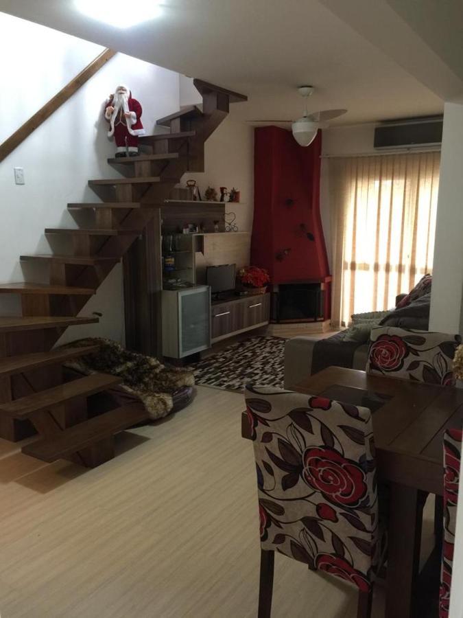 Excelente Apartamento Duplex No Centro De Canela Appartement Buitenkant foto